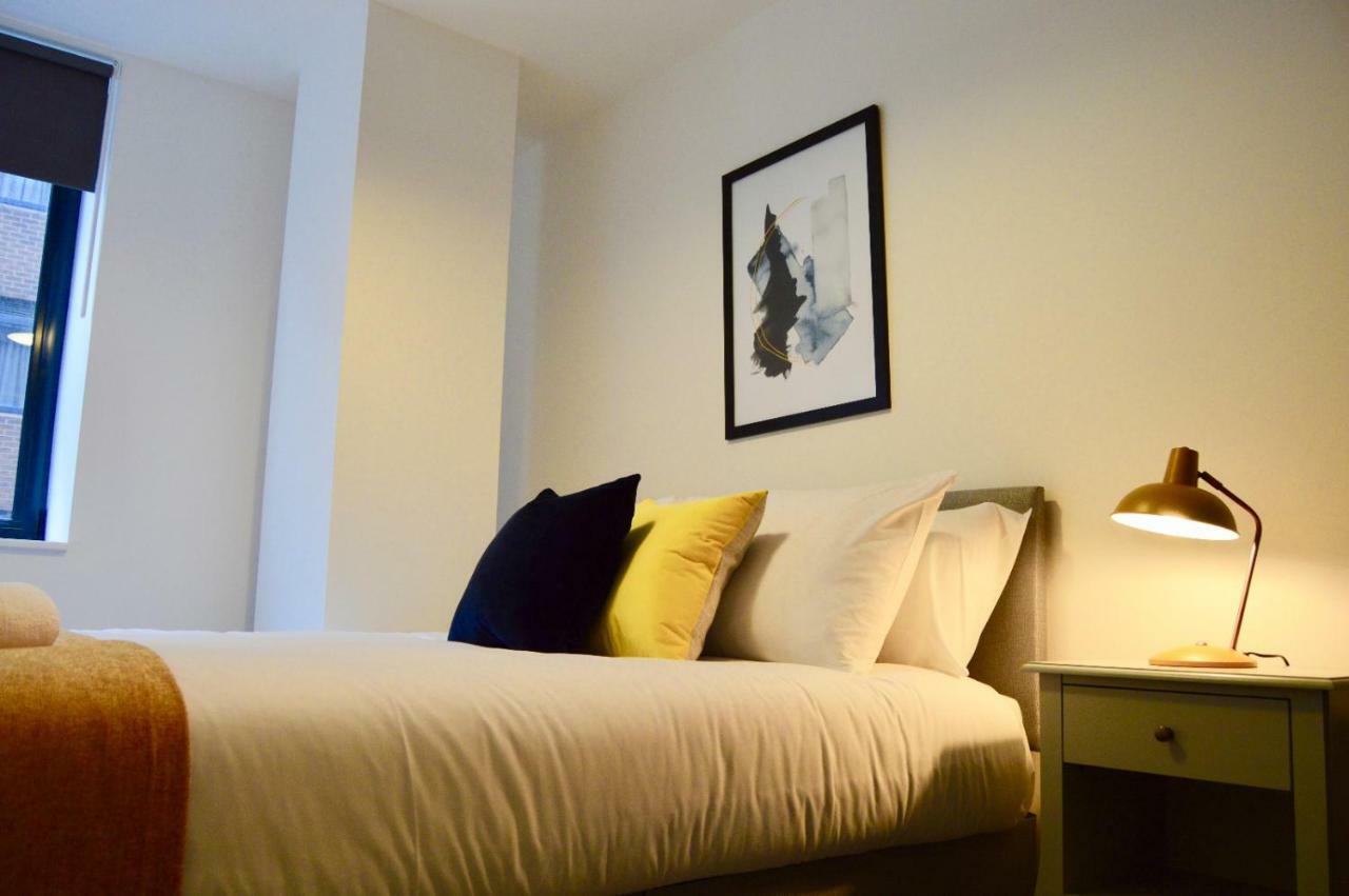 Qh31 - City Centre Location With 2 Double Bedrooms Sleeping Up To 4 People - Spacious Work Or Leisure Apartment 谢菲尔德 外观 照片